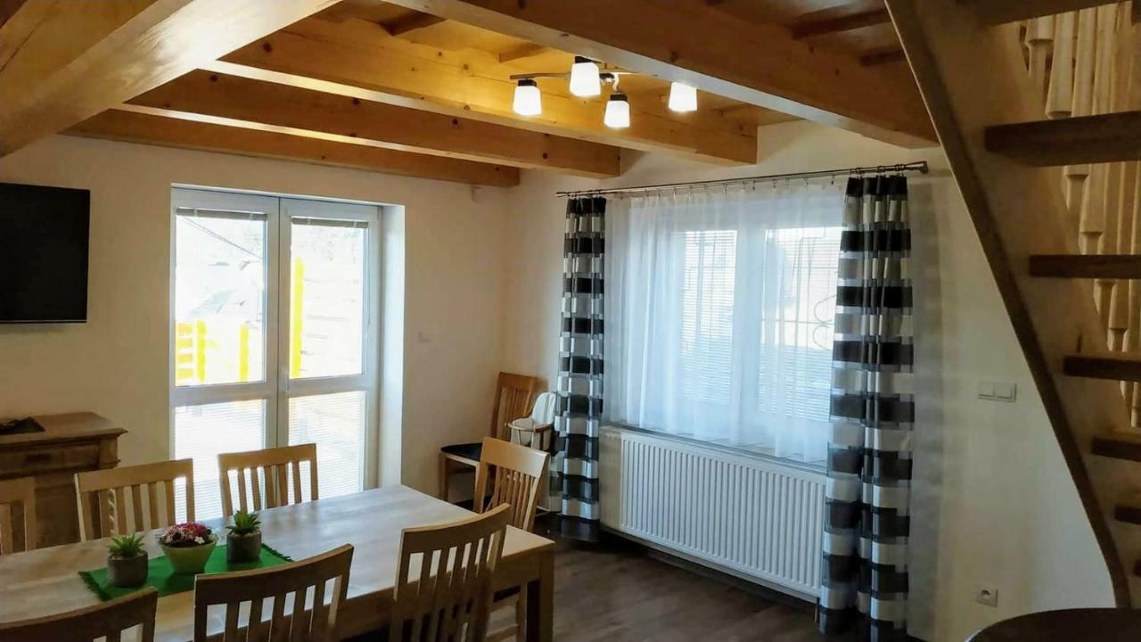 Bila Hora Stramberk Apartment Bagian luar foto
