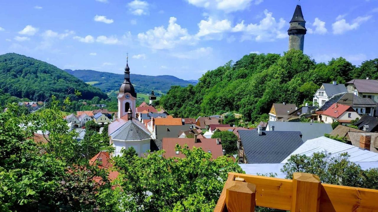 Bila Hora Stramberk Apartment Bagian luar foto