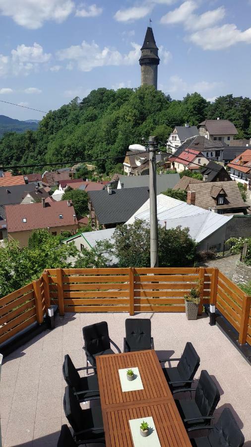 Bila Hora Stramberk Apartment Bagian luar foto